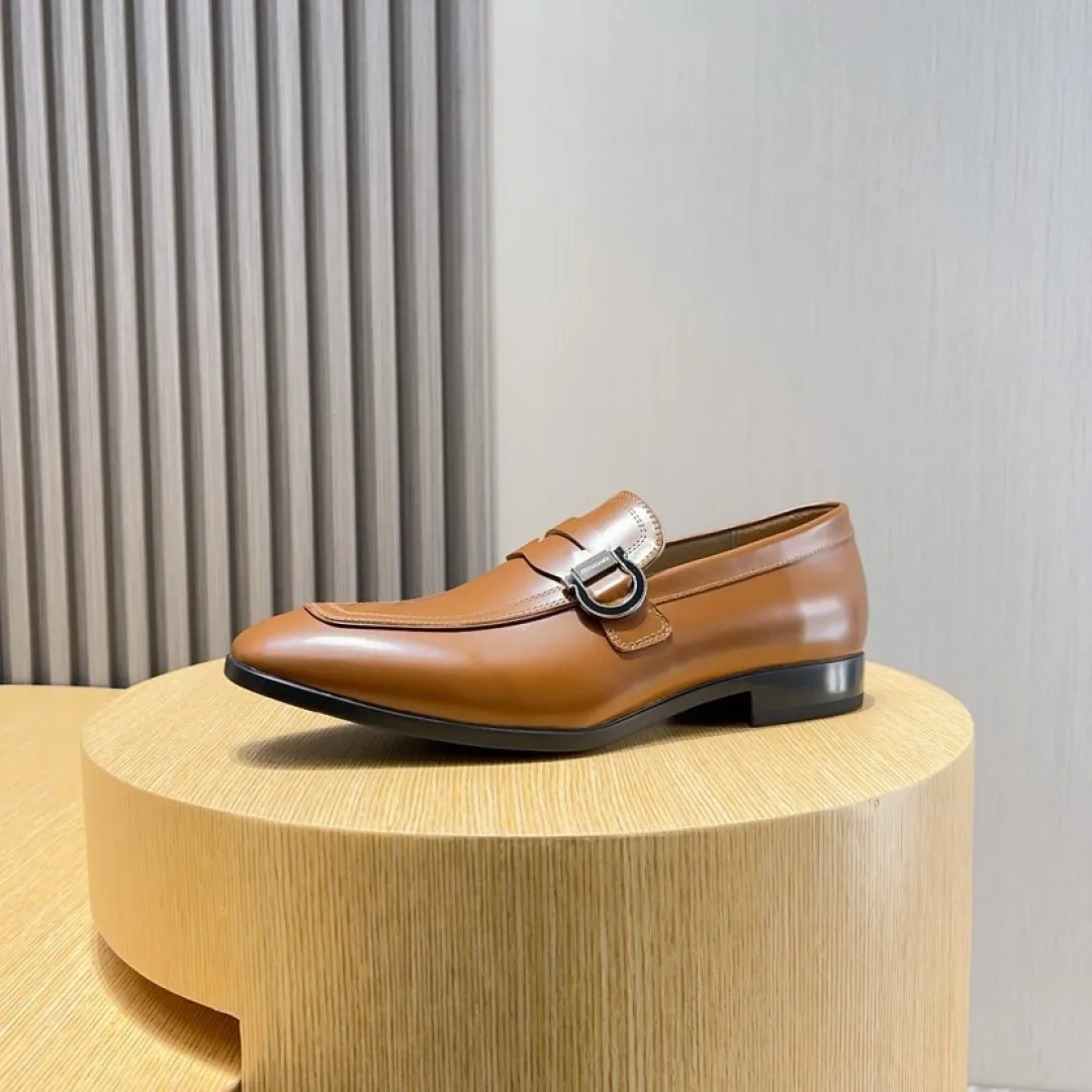Factory P620💰🔥《Ferragamo》👏Latest•High-end top brand luxury~purchasing agent, top~quality. New fashionable business men's shoes🔜The uppers are made of original open-edge beaded cowhide➕cowhide·lining, with fine workmanship. The original stylish and soft combination wear-resistant and non-slip outsole is light and comfortable on the feet. The real thing looks better in real photos. Size: 38--44